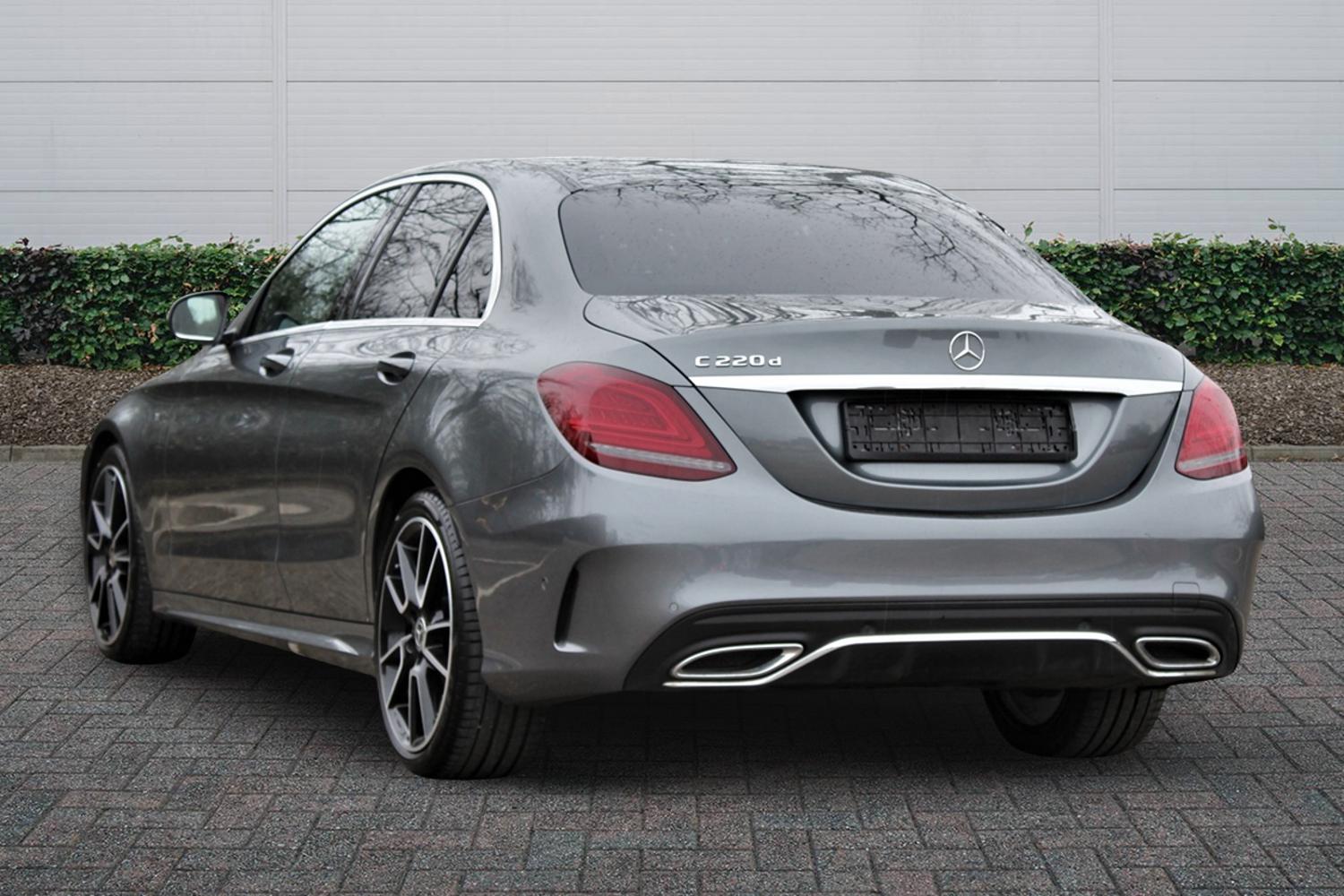 Used Mercedes-Benz C Class 2019 for sale - 77785626: Photo 2