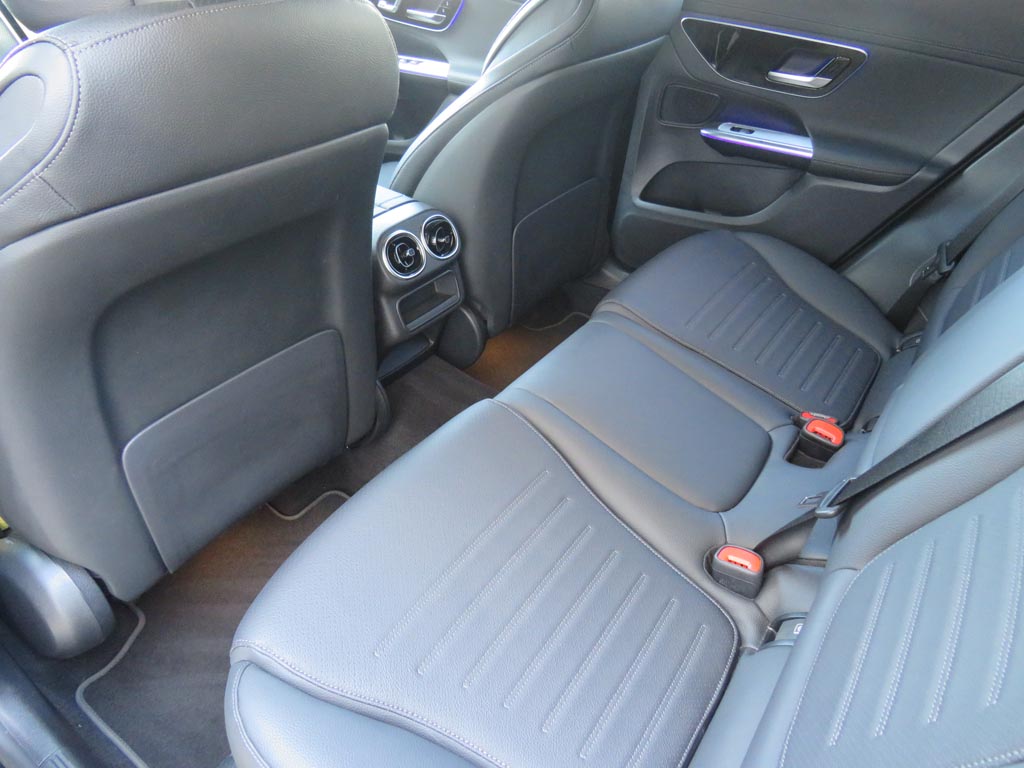Used Mercedes-Benz GLC 2024 for sale - 76434191: Photo 18