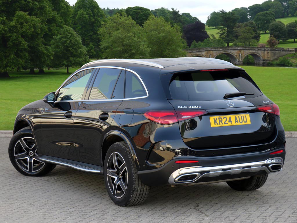 Used Mercedes-Benz GLC 2024 for sale - 76434191: Photo 2