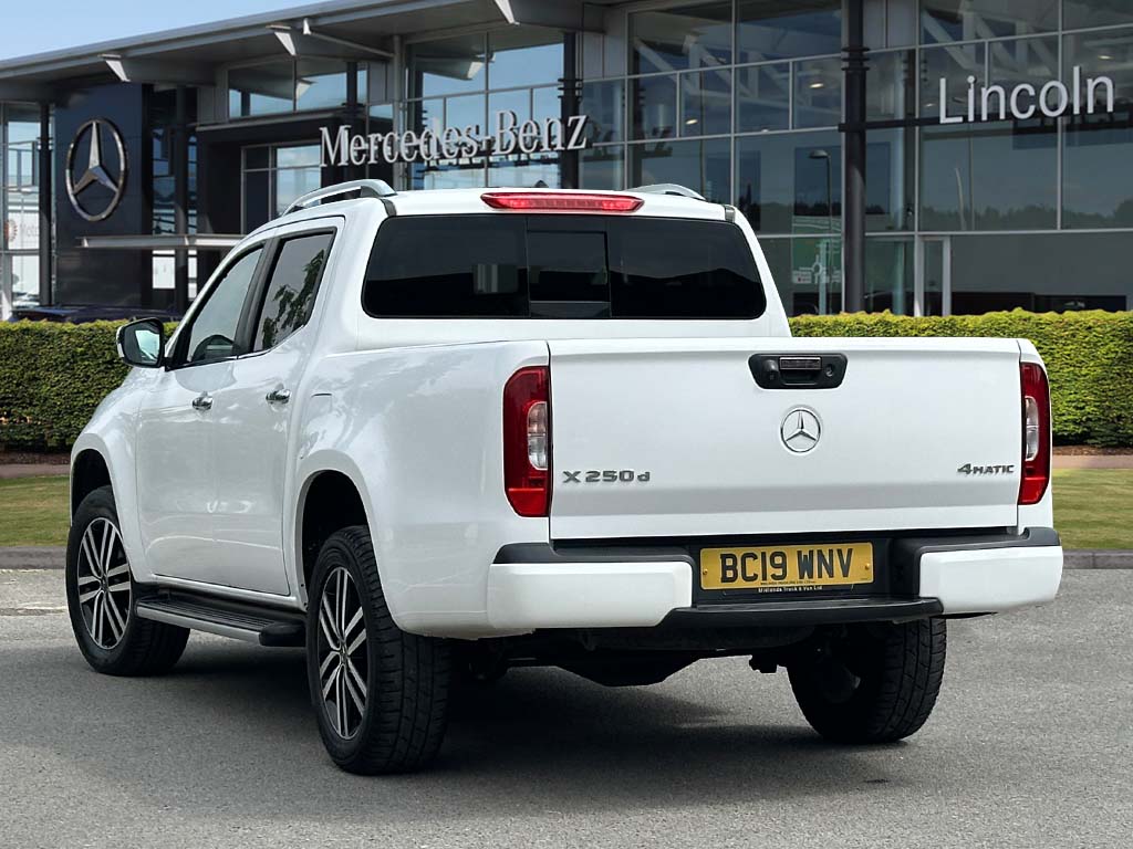 Used Mercedes-Benz X Class 2019 for sale - 76937343: Photo 2