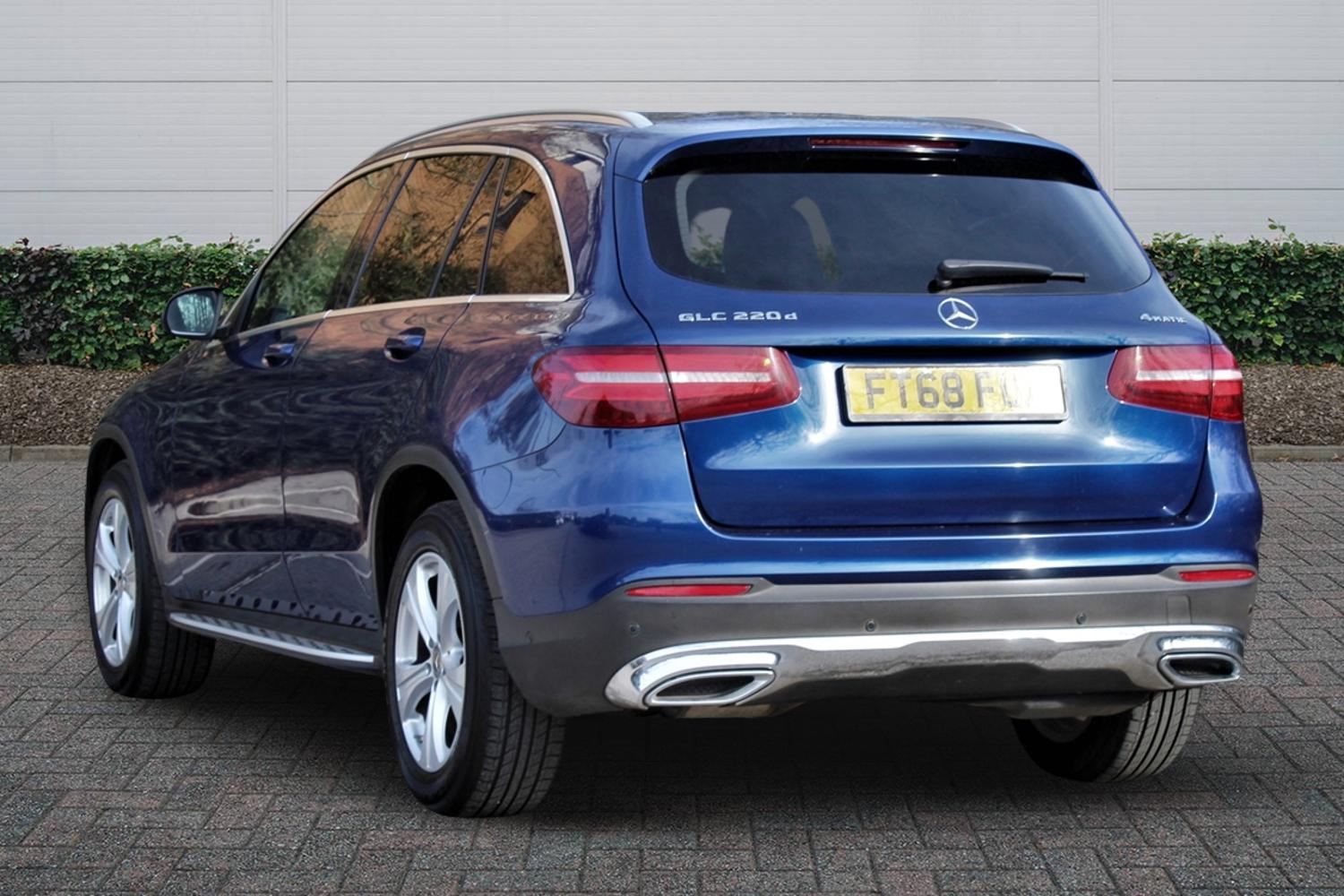 Used Mercedes-Benz GLC 2018 for sale - 77725193: Photo 2
