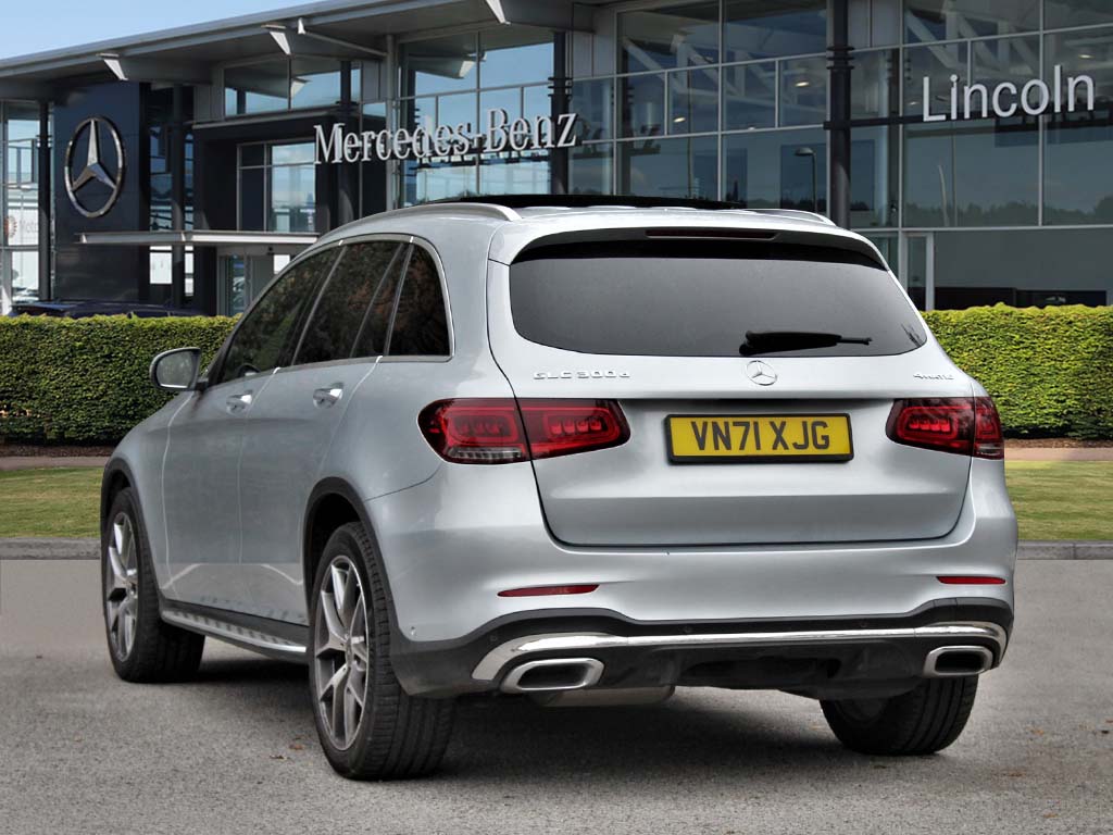 Used Mercedes-Benz GLC 2021 for sale - 76937350: Photo 2