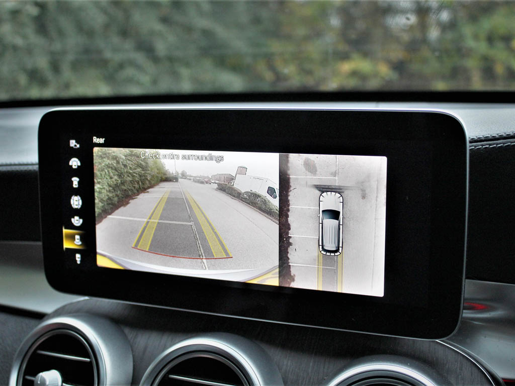 Used Mercedes-Benz GLC 2021 for sale - 76937350: Photo 31