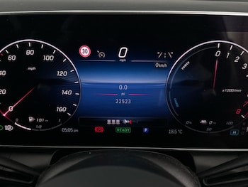 Used Mercedes-Benz GLC 2024 for sale - 76139672: Photo 4