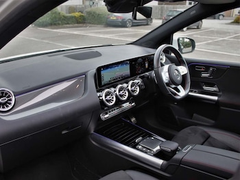 Used Mercedes-Benz B-Class 2020 for sale - 75698015: Photo