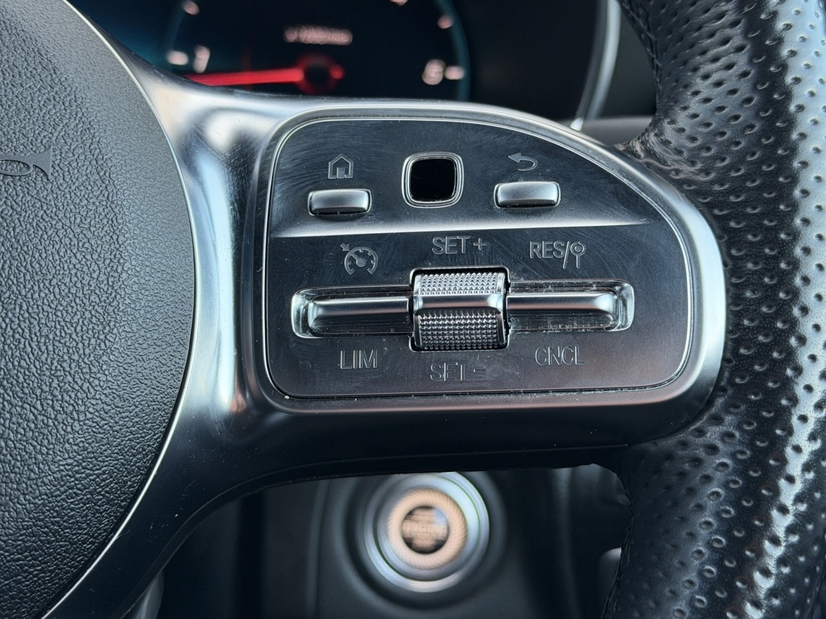 Used Mercedes-Benz GLC 2022 for sale - 77388494: Photo 25