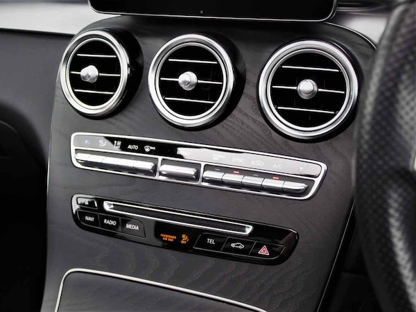 Used Mercedes-Benz GLC 2019 for sale - 76228870: Photo 20