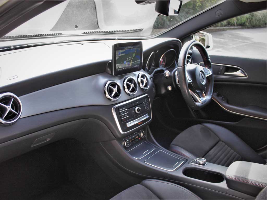 Used Mercedes-Benz GLA 2017 for sale - 75966506: Photo 3