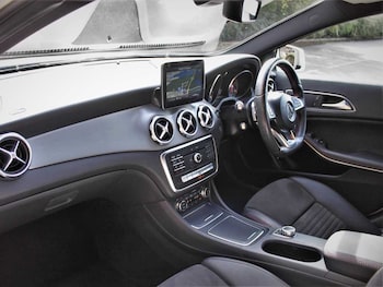 Used Mercedes-Benz GLA 2017 for sale - 75966506: Photo