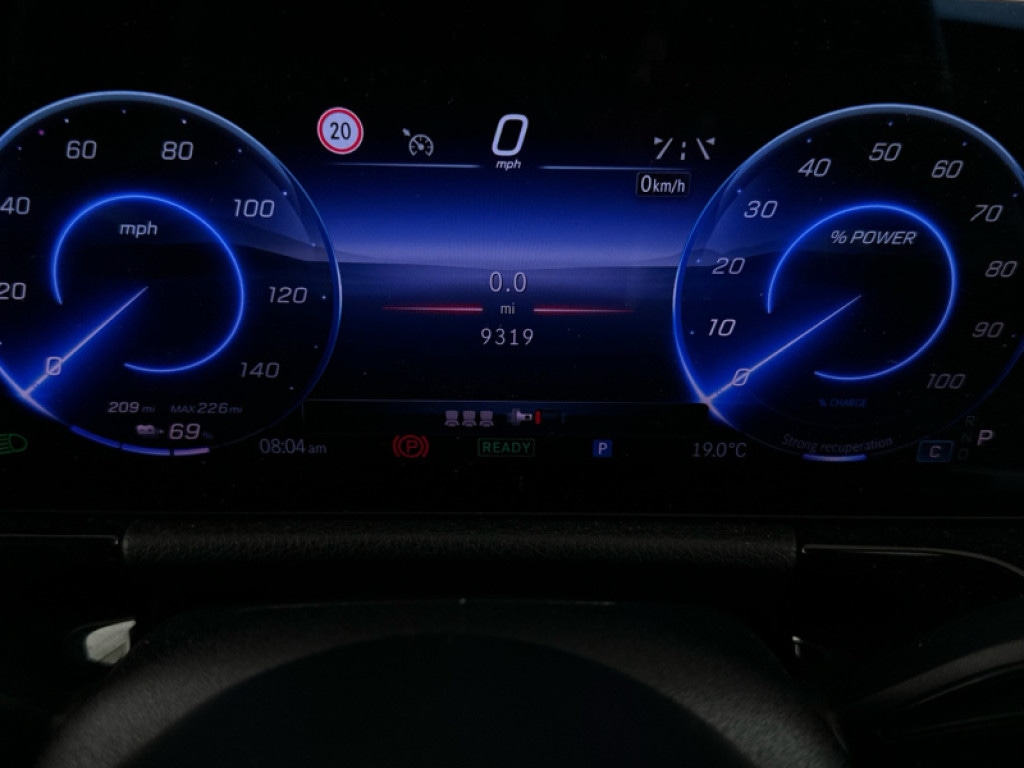 Used Mercedes-Benz EQA 2024 for sale - 76139695: Photo 5