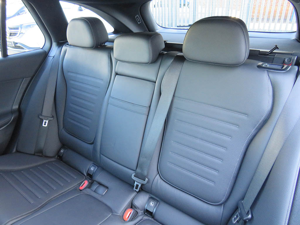 Used Mercedes-Benz C Class 2022 for sale - 76434188: Photo 18