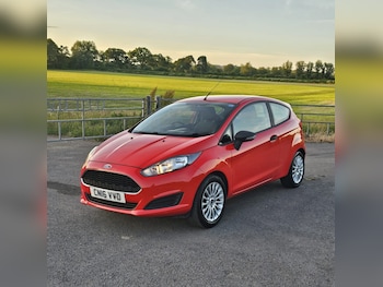 Used Ford Fiesta 2016 for sale - 78900251: Photo