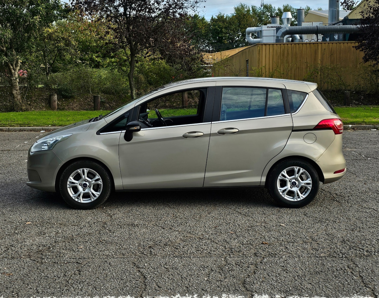 Used Ford B-MAX 2014 for sale - 76092921: Photo 4