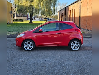 Used Ford Ka 2015 for sale - 76649880: Photo