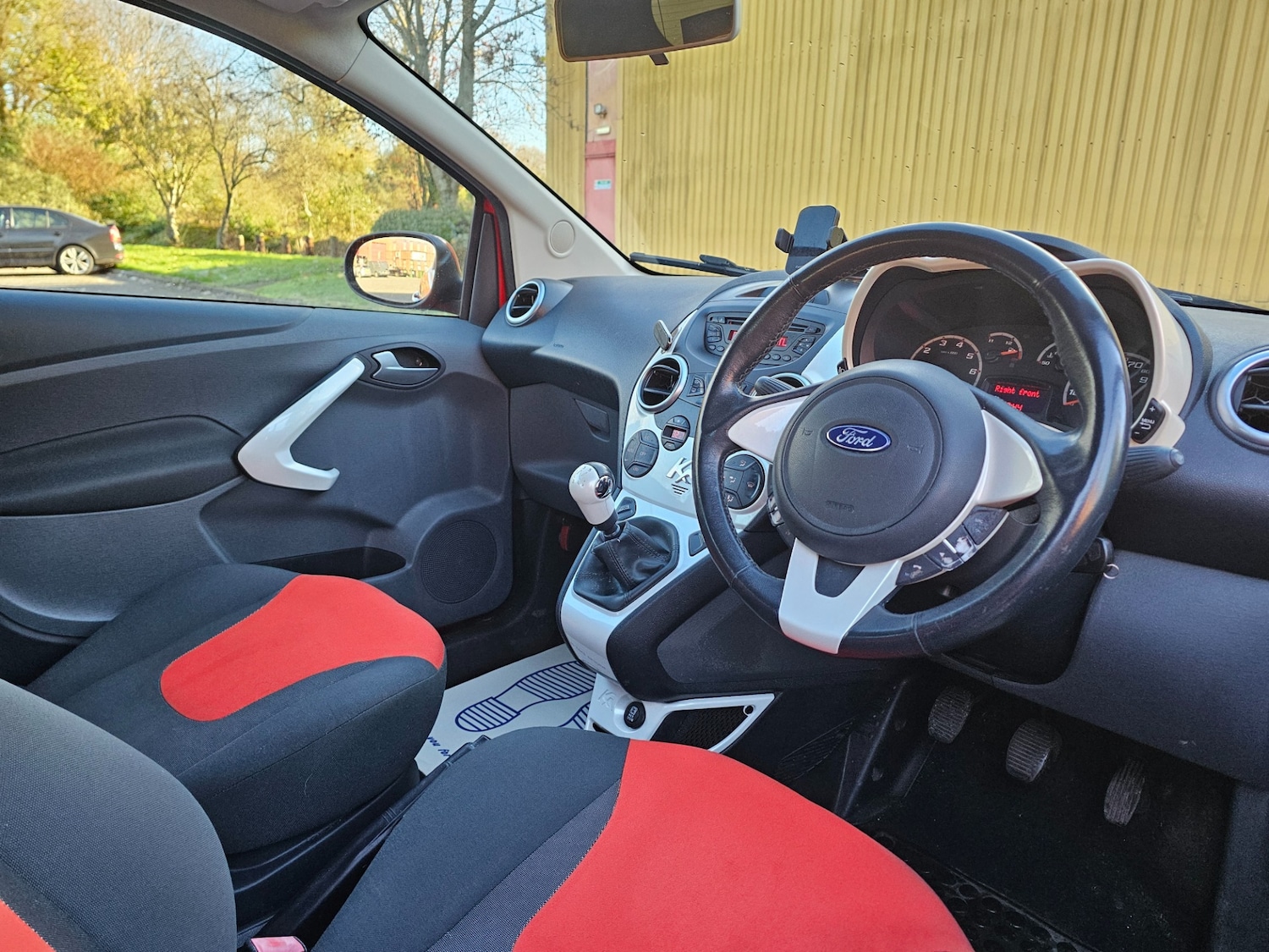 Used Ford Ka 2015 for sale - 76649880: Photo 7
