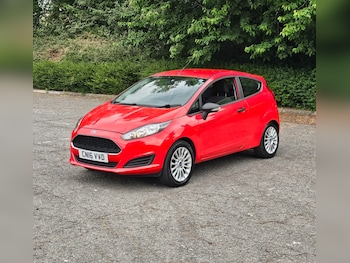 Used Ford Fiesta 2016 for sale - 78733900: Photo