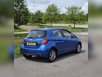 Used Toyota Yaris 2015 for sale - 78580045: Photo