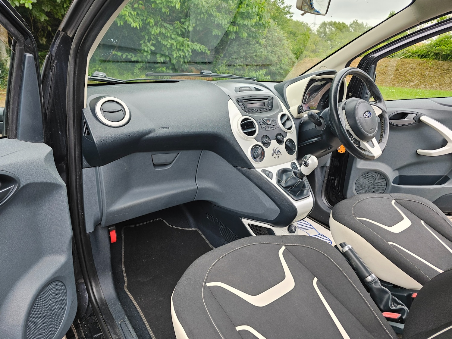 Vehicle 10