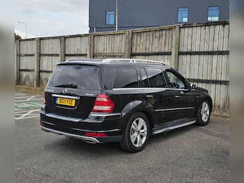 Used Mercedes-Benz GL-Class 2011 for sale - 75469426: Photo