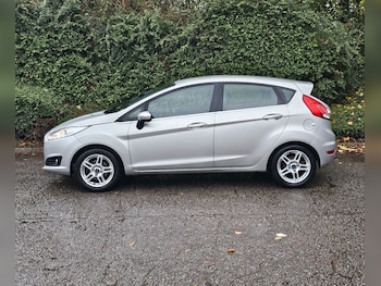 Used Ford Fiesta 2014 for sale - 76464755: Photo
