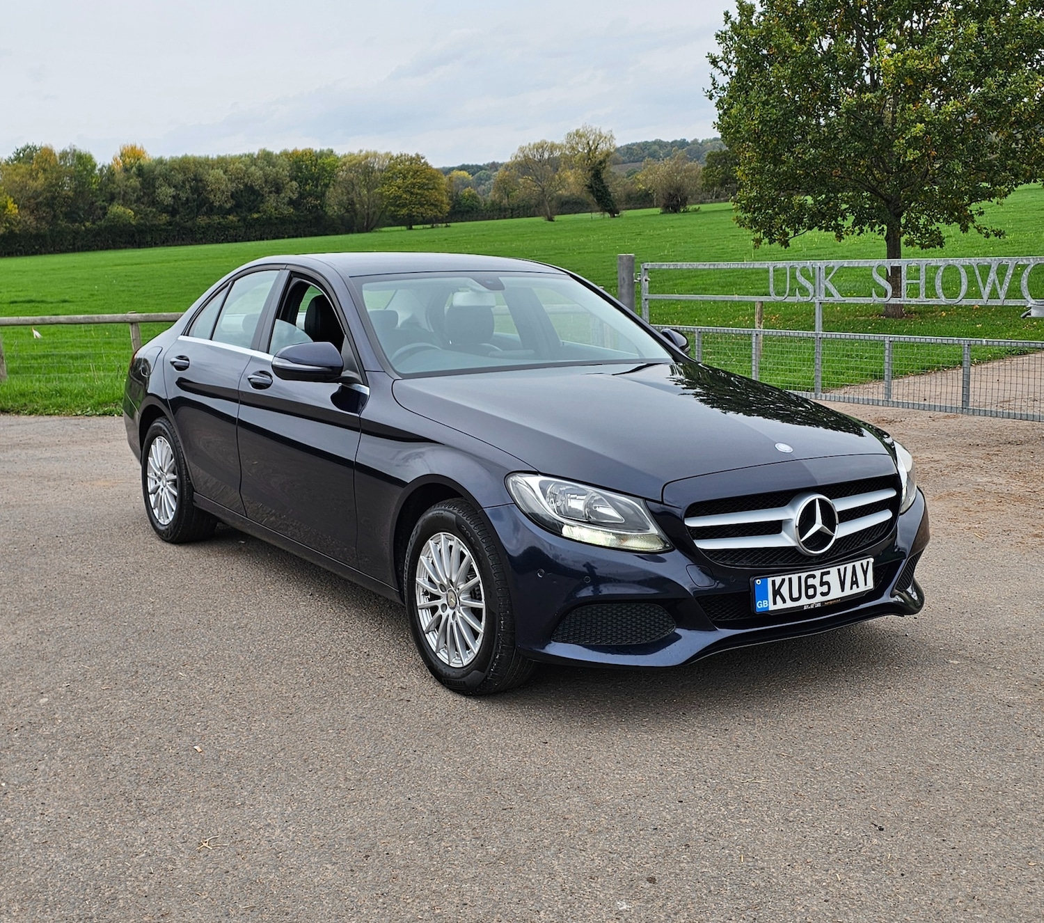 Used Mercedes-Benz C Class 2015 for sale - 76378914: Photo 1
