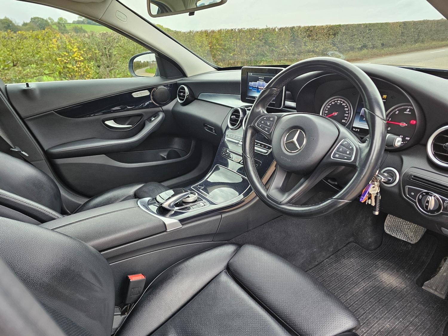 Used Mercedes-Benz C Class 2015 for sale - 76378914: Photo 13