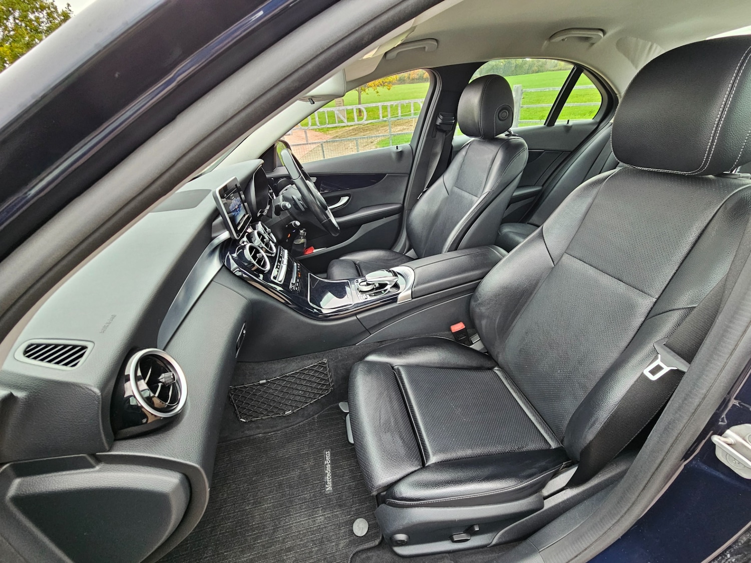 Used Mercedes-Benz C Class 2015 for sale - 76378914: Photo 16