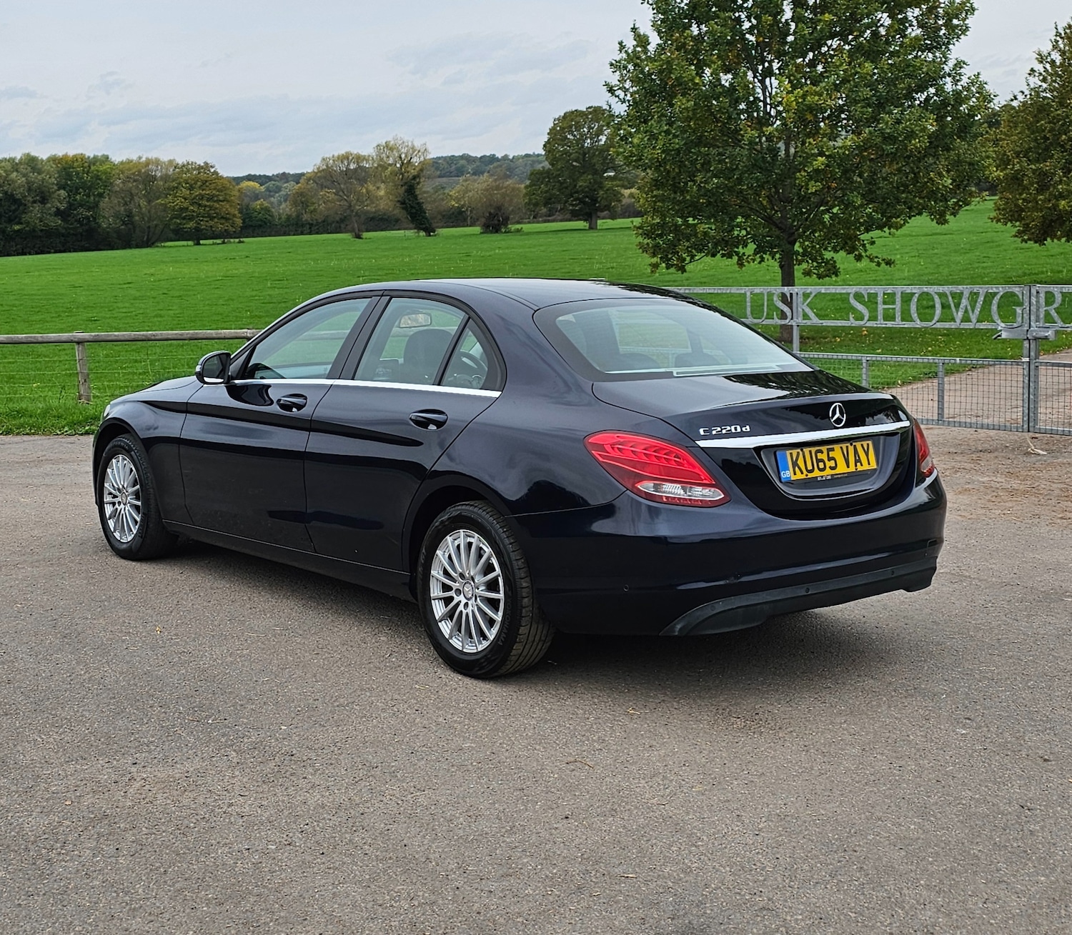 Used Mercedes-Benz C Class 2015 for sale - 76378914: Photo 5
