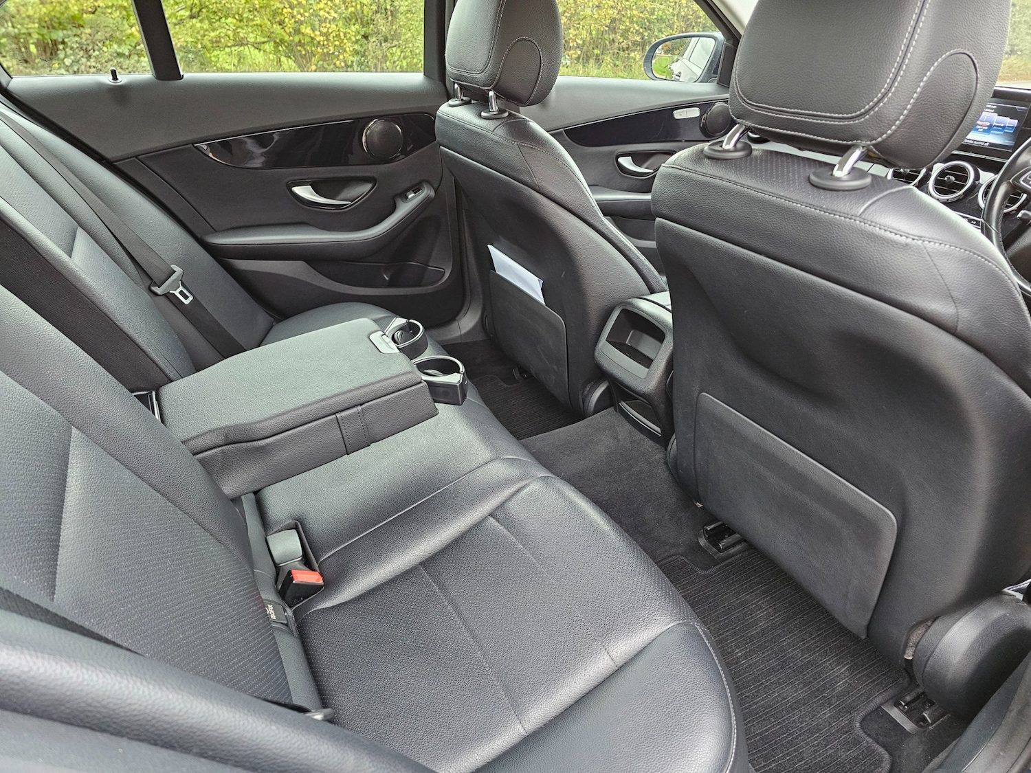 Used Mercedes-Benz C Class 2015 for sale - 77138006: Photo 12