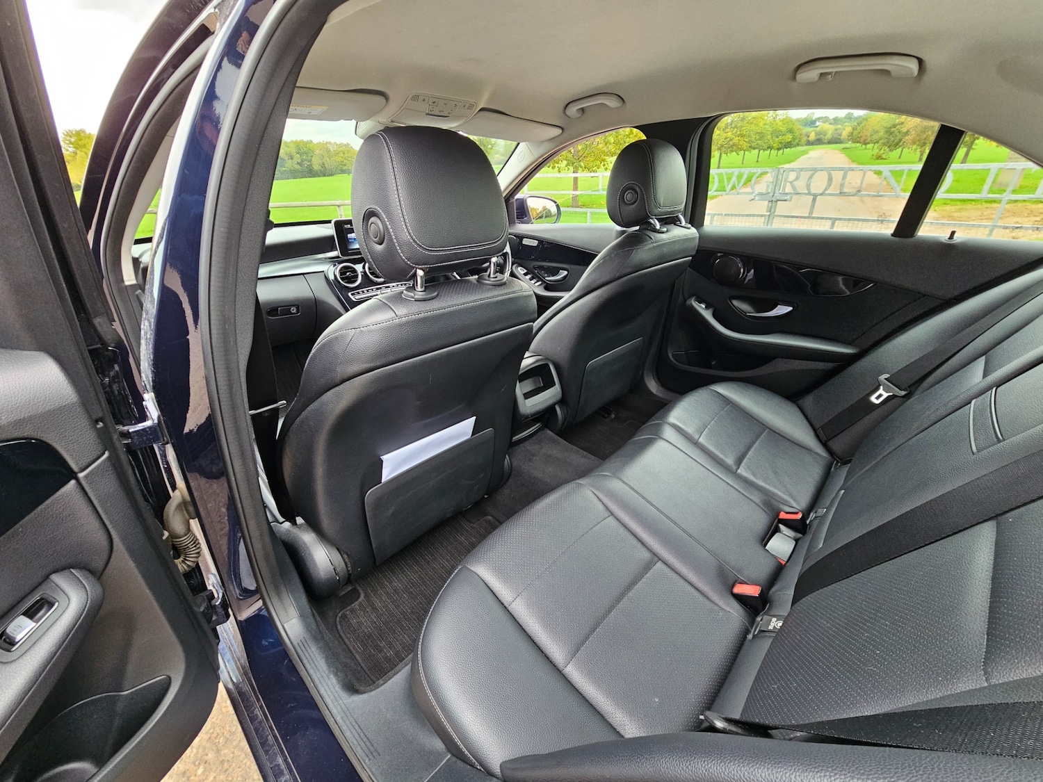 Used Mercedes-Benz C Class 2015 for sale - 77138006: Photo 14