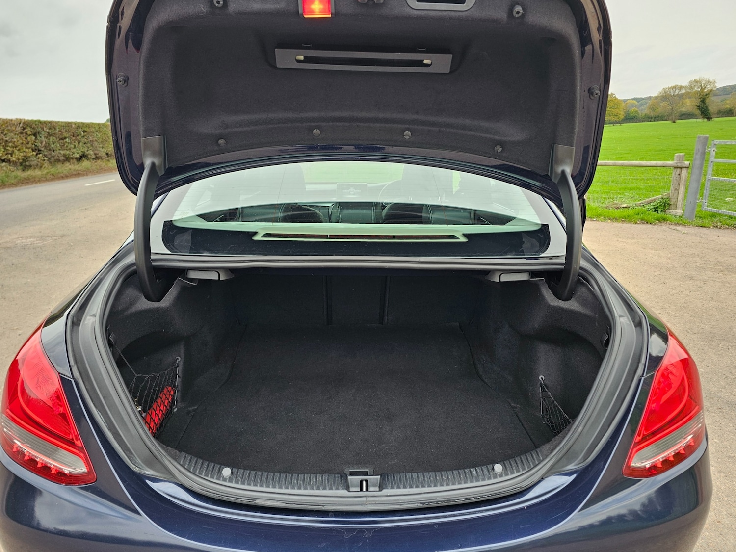 Used Mercedes-Benz C Class 2015 for sale - 77138006: Photo 22