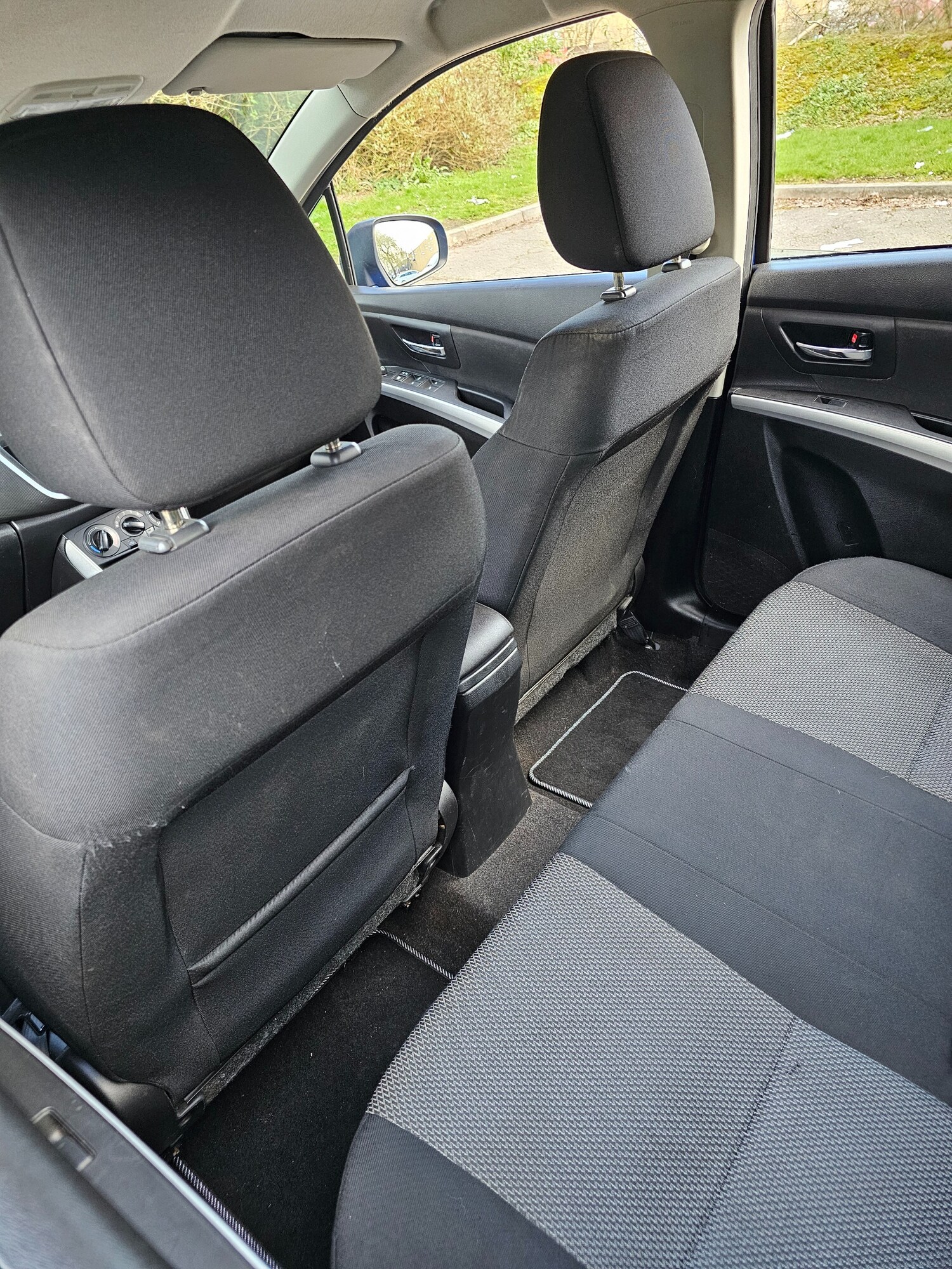 Used Suzuki SX4 S-Cross 2015 for sale - 77721822: Photo 9