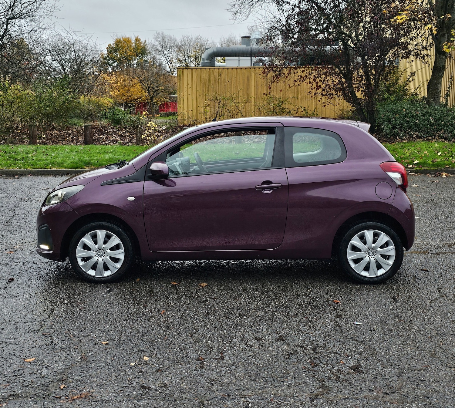 Used Peugeot 108 2014 for sale - 76526482: Photo 4