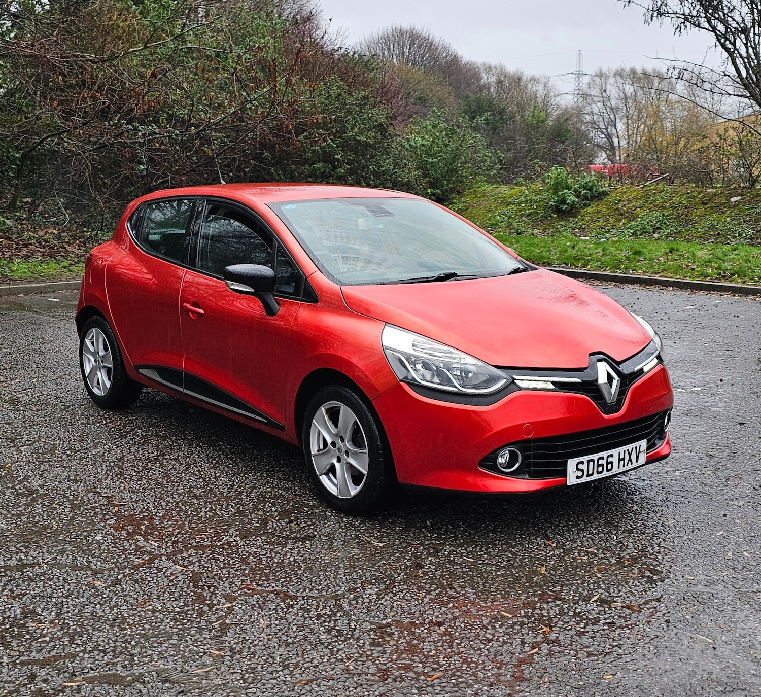 Used Renault Clio 2016 for sale - 76946751: Photo 1