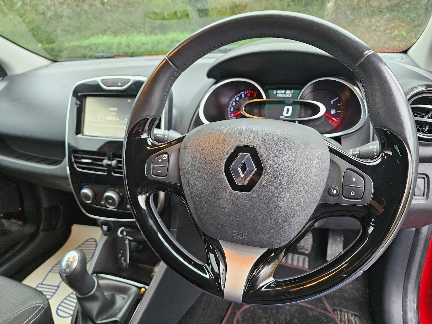 Used Renault Clio 2016 for sale - 76946751: Photo 10