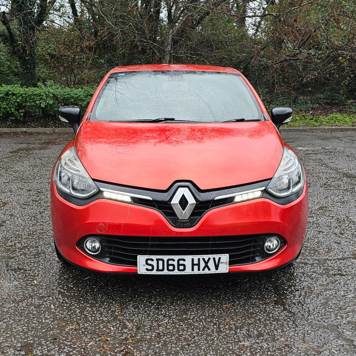 Used Renault Clio 2016 for sale - 76946751: Photo 2