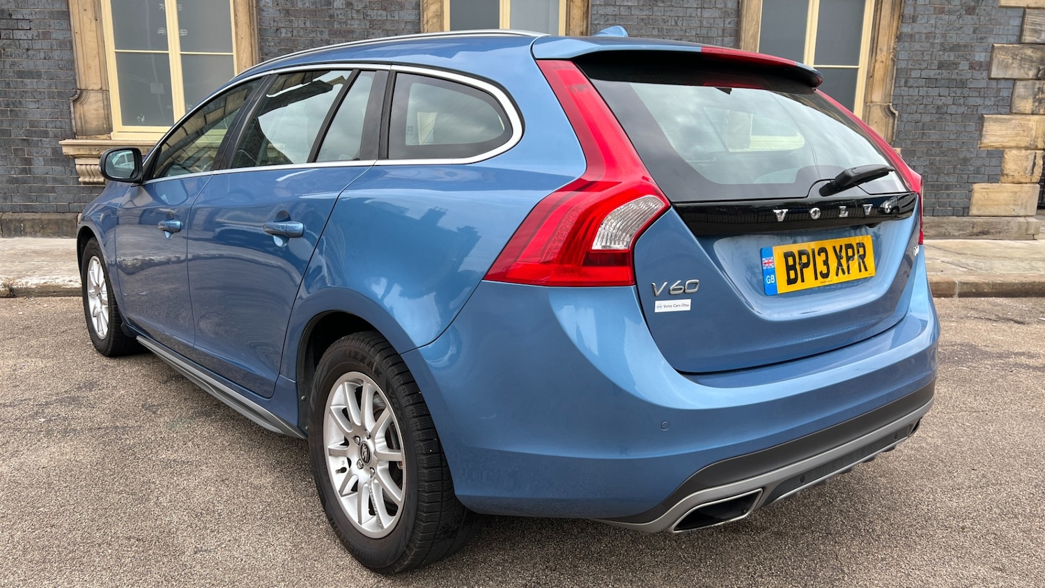 Used Volvo V60 2013 for sale - 76344718: Photo 10