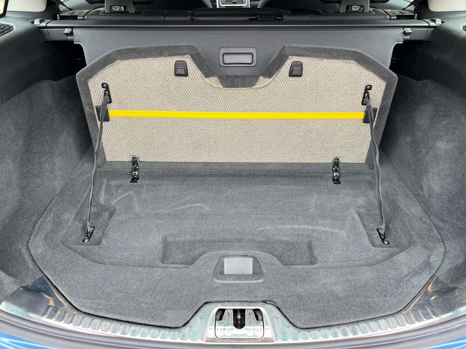 Used Volvo V60 2013 for sale - 76344718: Photo 15