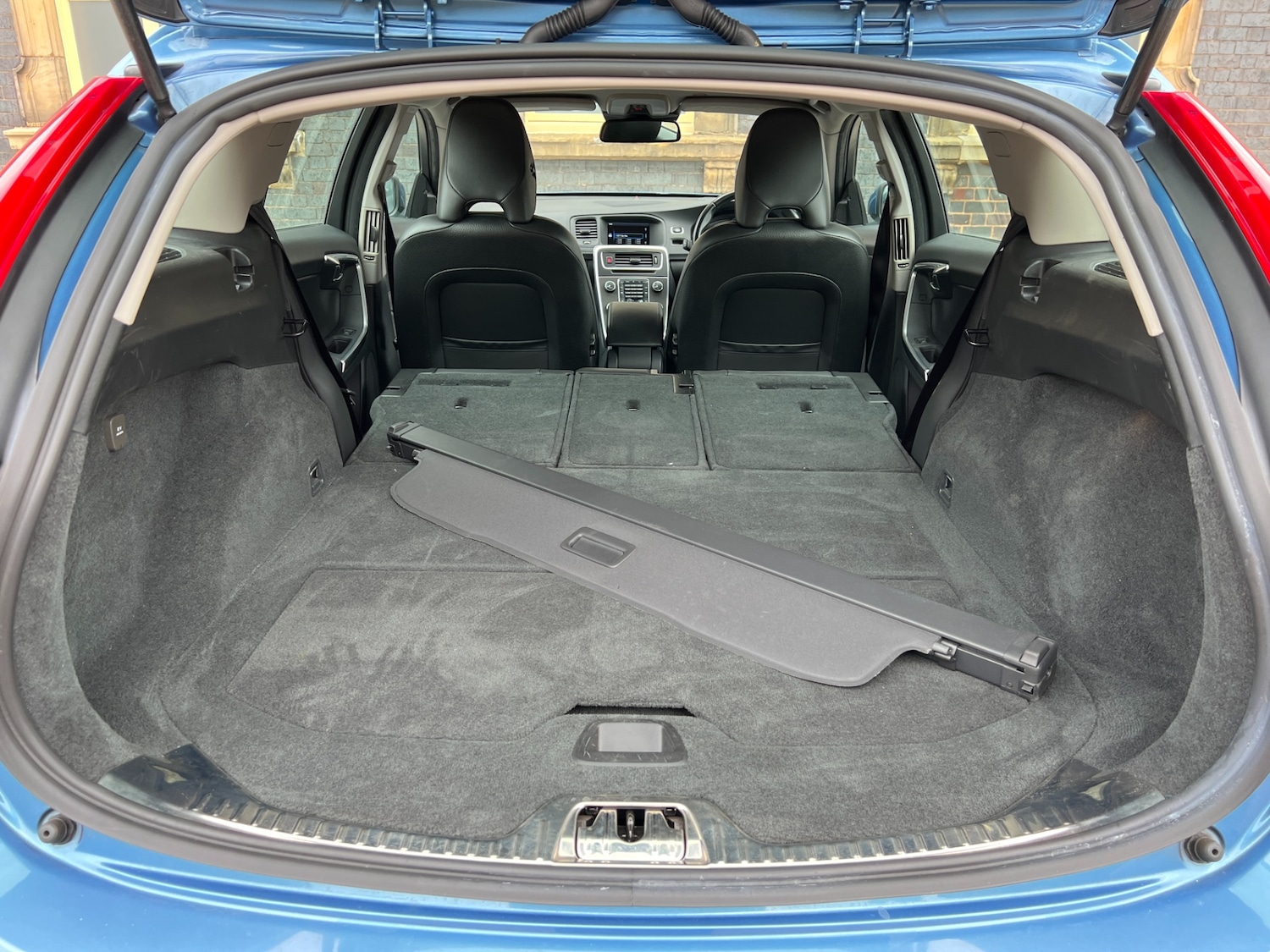 Used Volvo V60 2013 for sale - 76344718: Photo 19