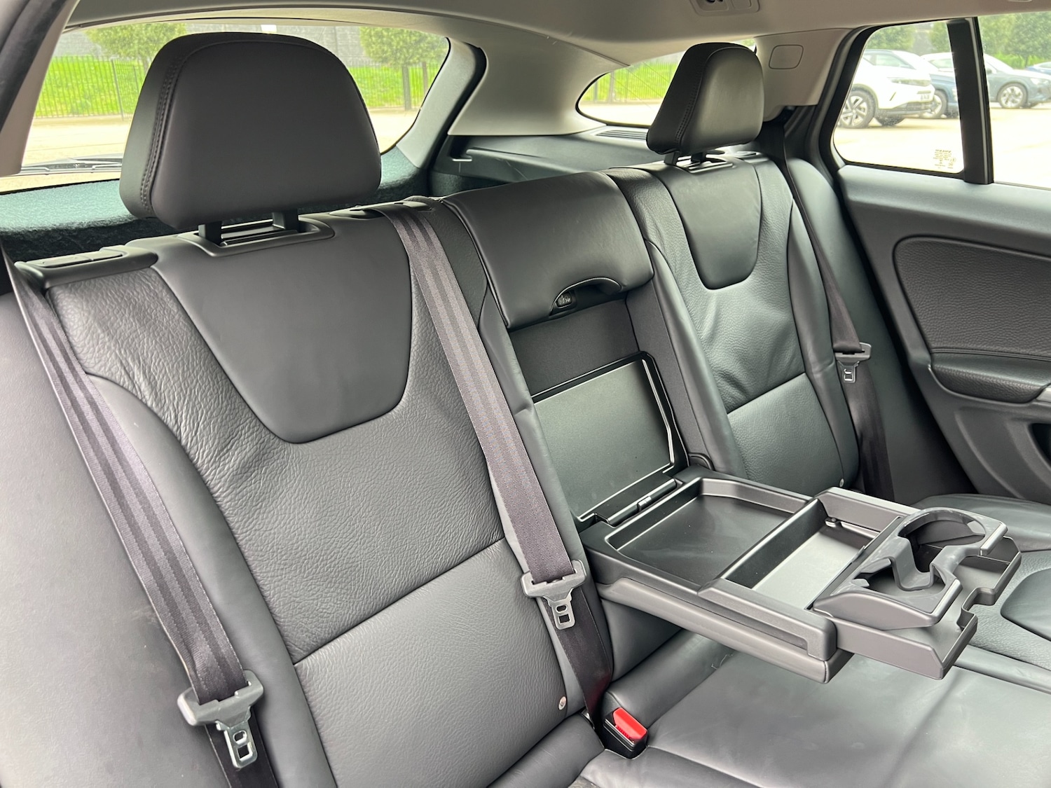 Used Volvo V60 2013 for sale - 76344718: Photo 21