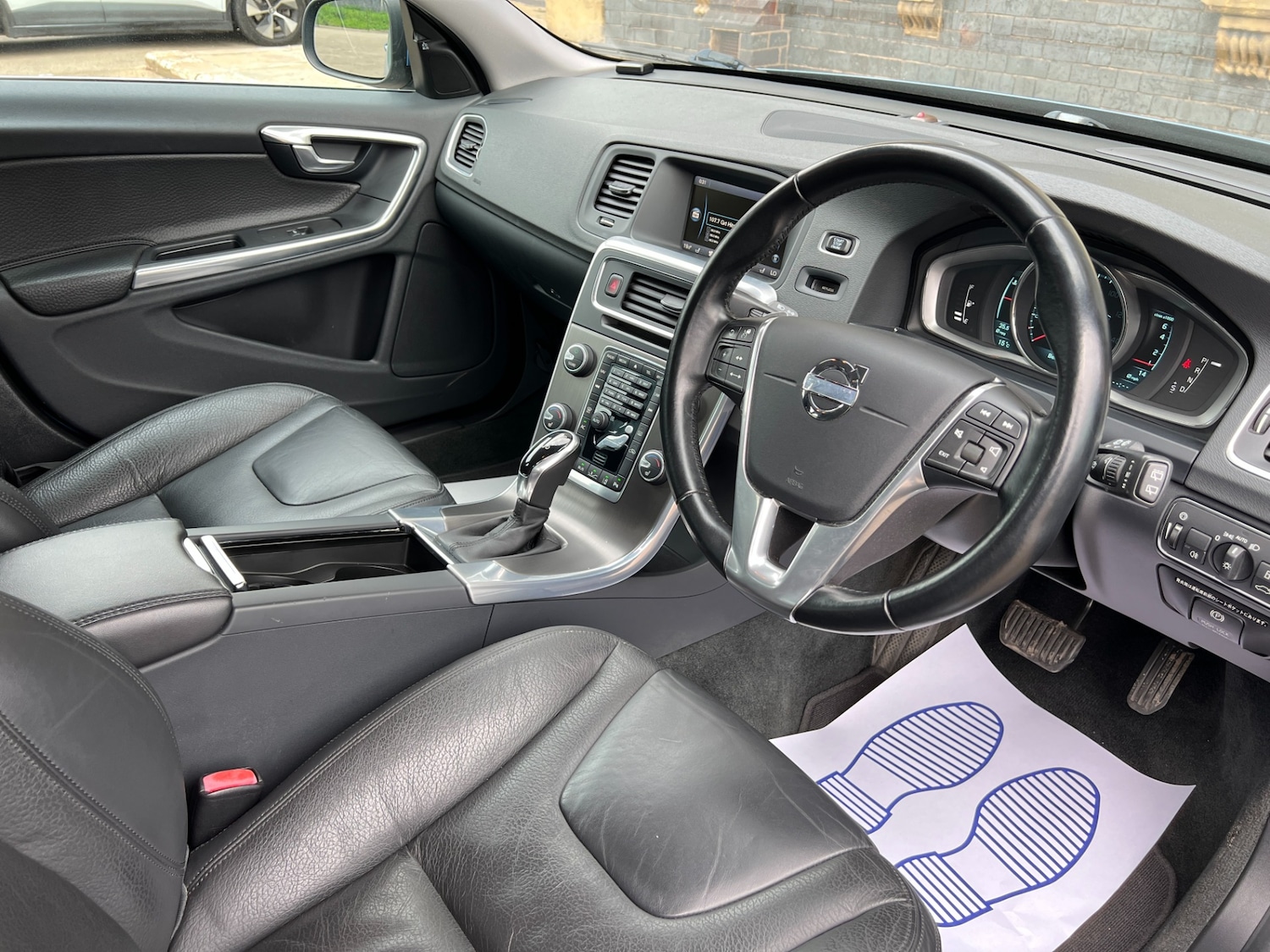 Used Volvo V60 2013 for sale - 76344718: Photo 28