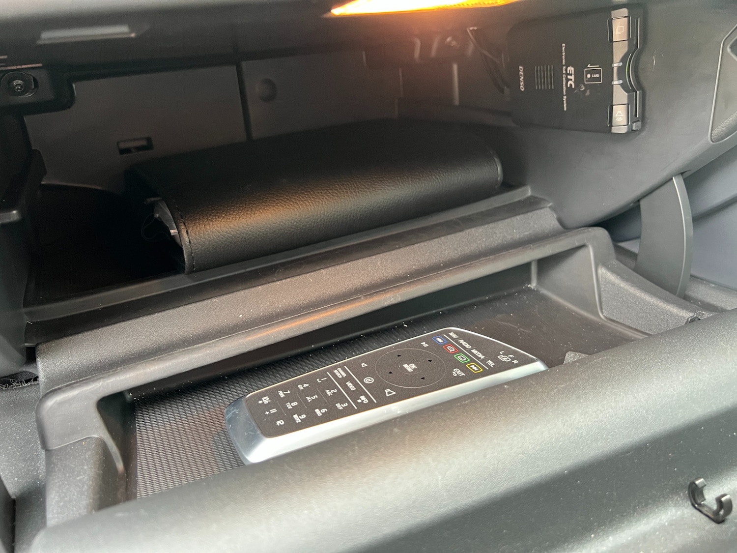 Used Volvo V60 2013 for sale - 76344718: Photo 45