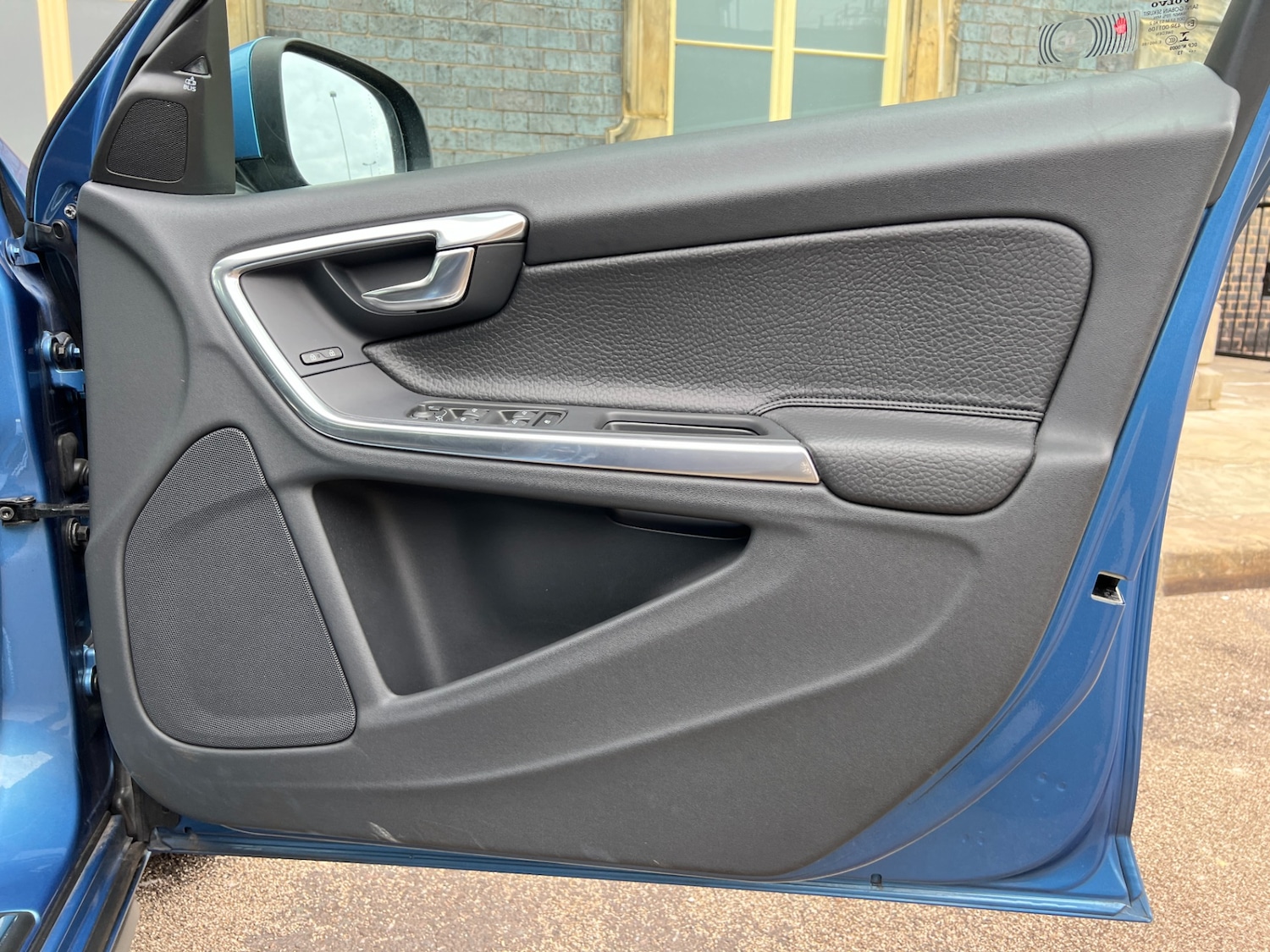 Used Volvo V60 2013 for sale - 76344718: Photo 55