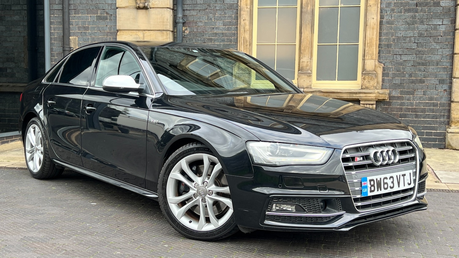 Used Audi A4 2013 for sale - 76344275: Photo 1