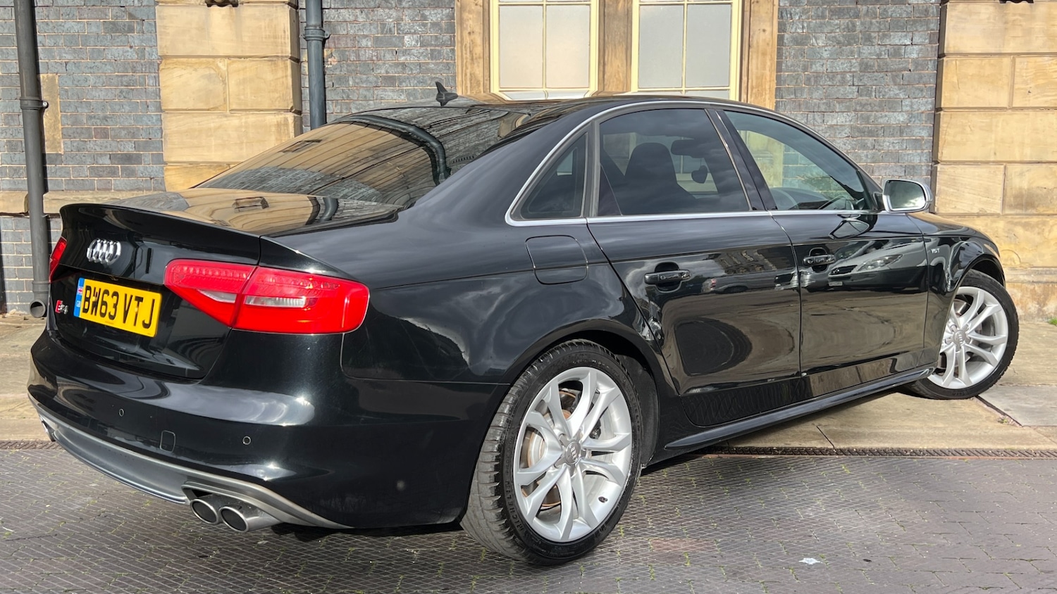 Used Audi A4 2013 for sale - 76344275: Photo 11