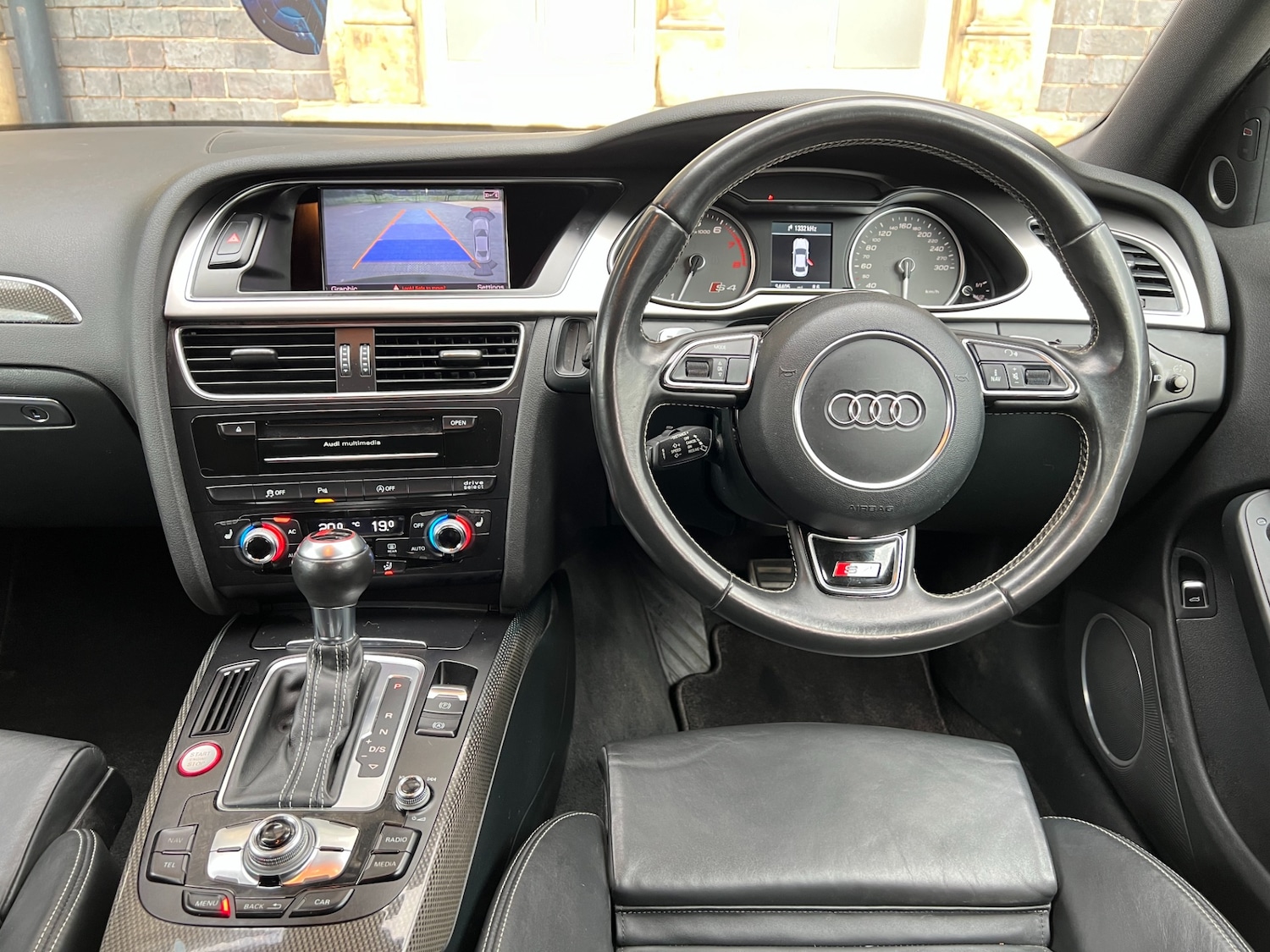 Used Audi A4 2013 for sale - 76344275: Photo 32