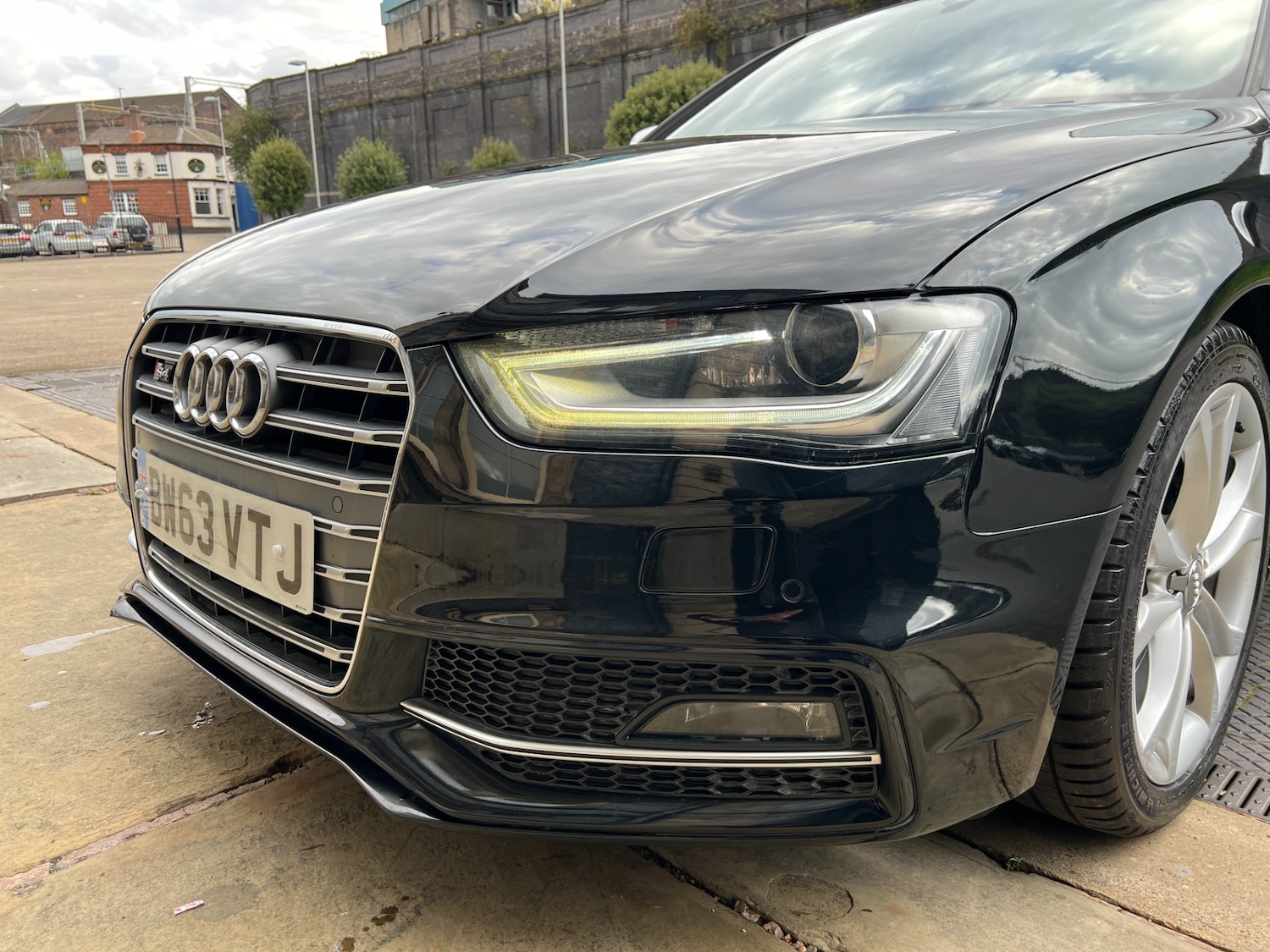 Used Audi A4 2013 for sale - 76344275: Photo 76