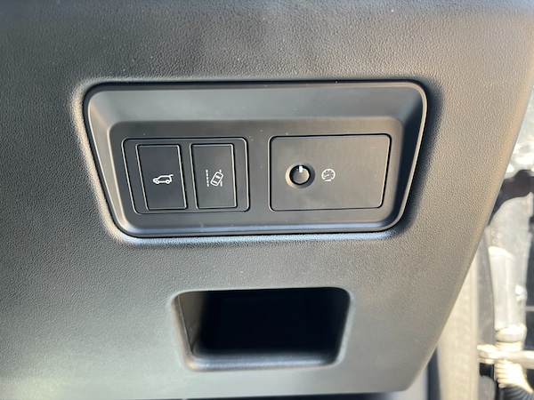 Used Land Rover Discovery 2017 for sale - 75017805: Photo 74