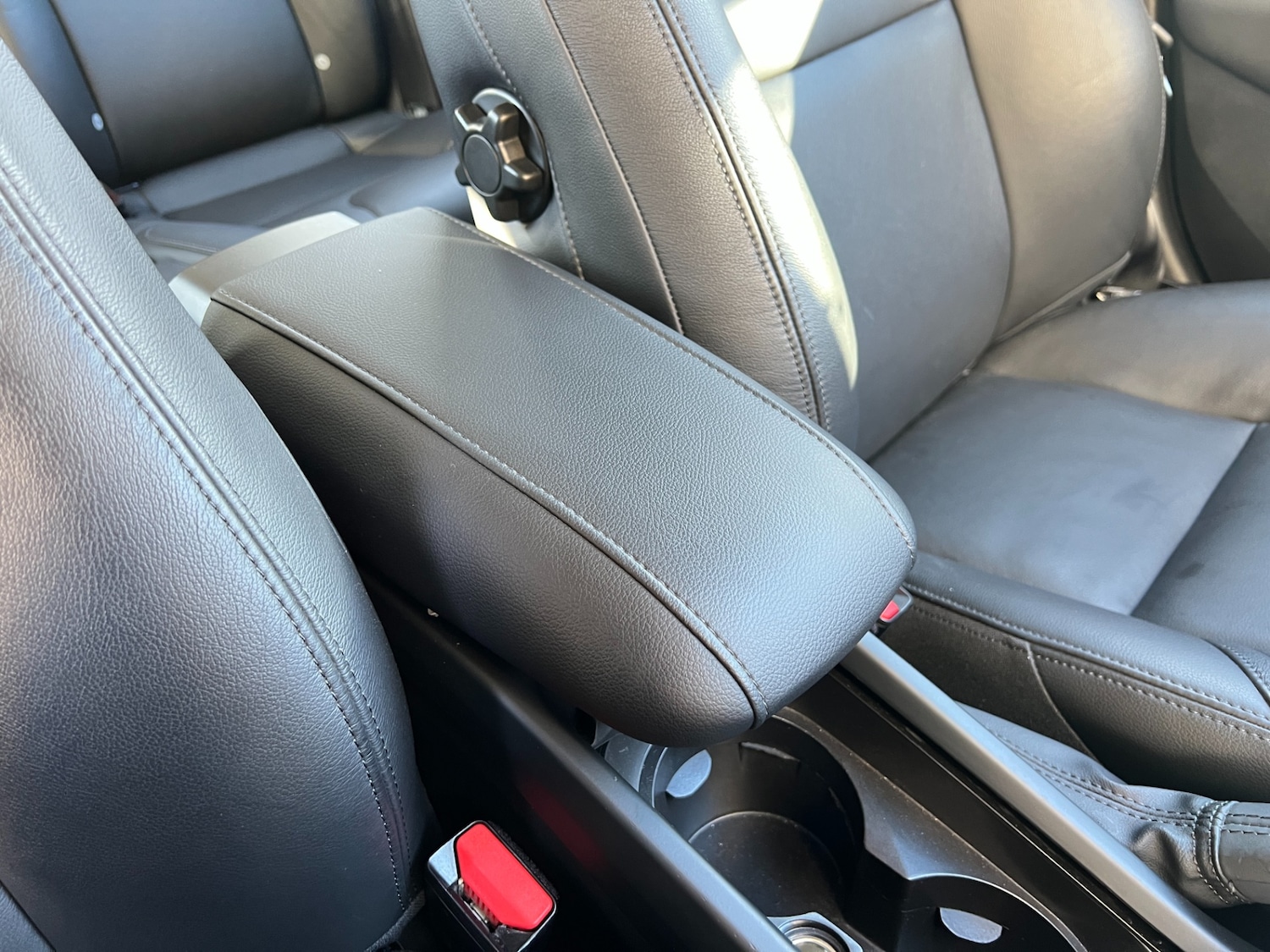 Used Volvo V40 2014 for sale - 76452464: Photo 33