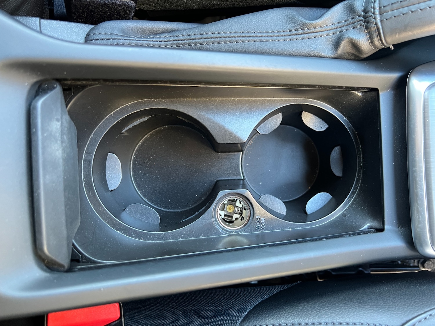 Used Volvo V40 2014 for sale - 76452464: Photo 34